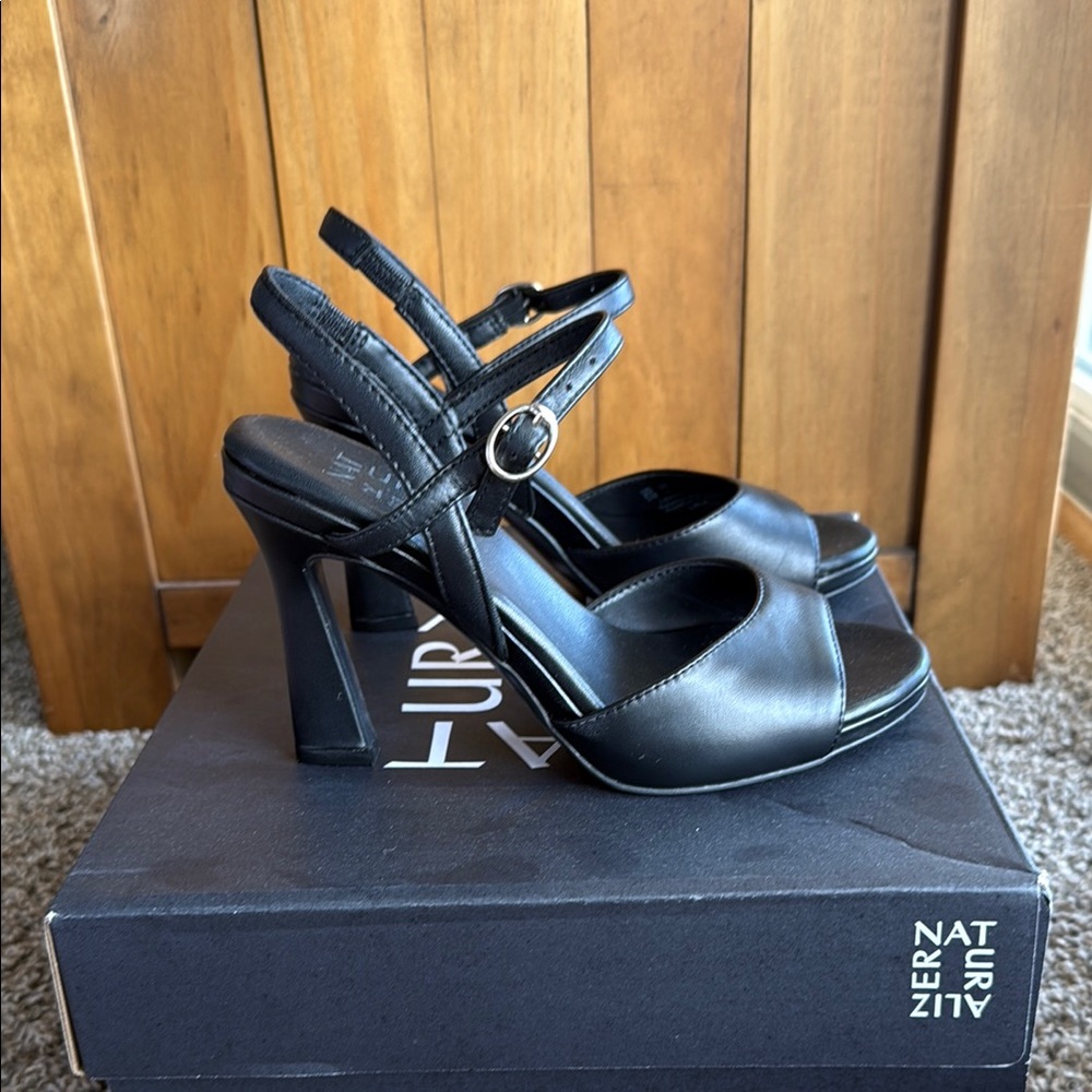 Naturalizer Black Heels